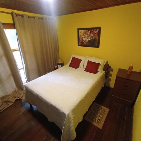 Sitio Recanto da Paz Chalés Sao Pedro da Serra  Habitación foto