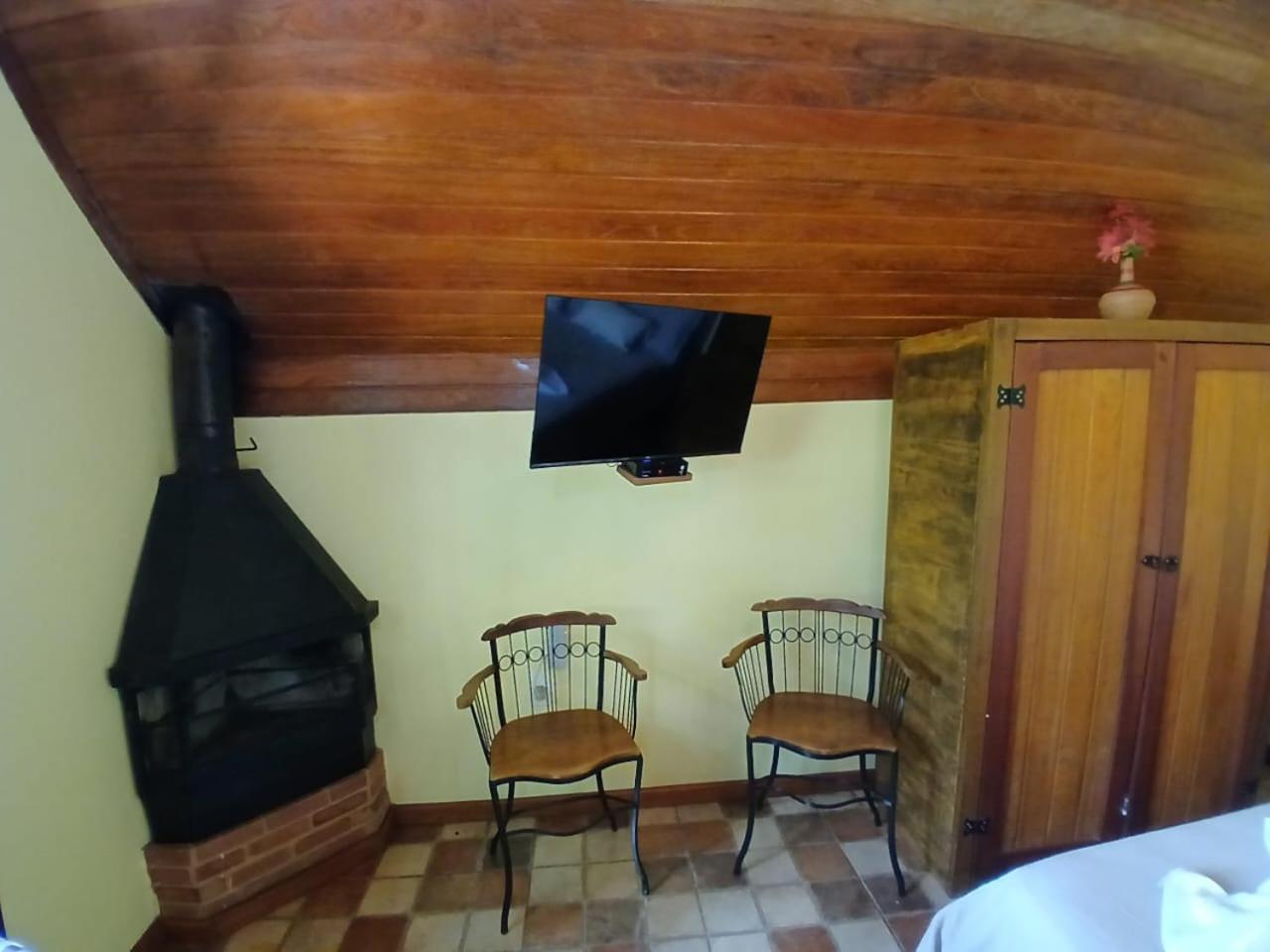 Sitio Recanto da Paz Chalés Sao Pedro da Serra  Habitación foto